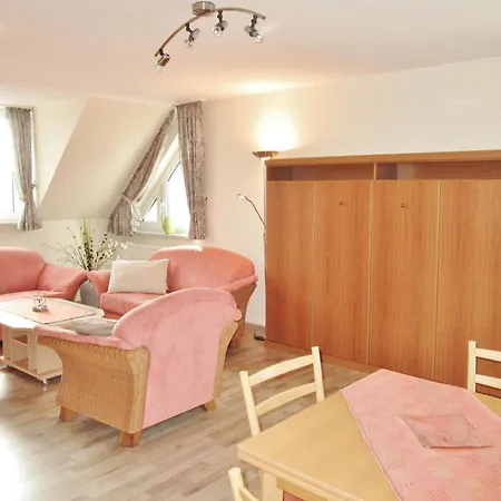 Apartment Appartementhaus Ulmenhof 7 Kuehlungsborn